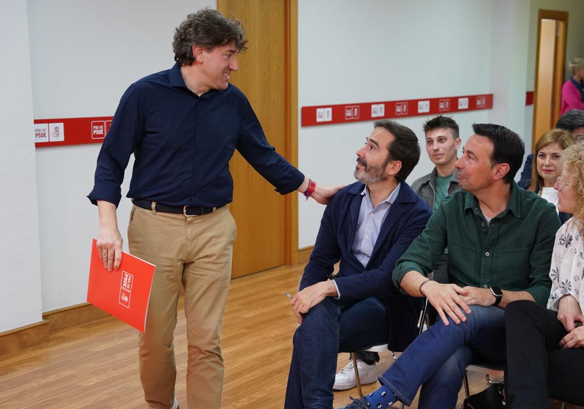 Andueza reclama al PNV «más coordinación» en plena disputa por el decreto de universidades