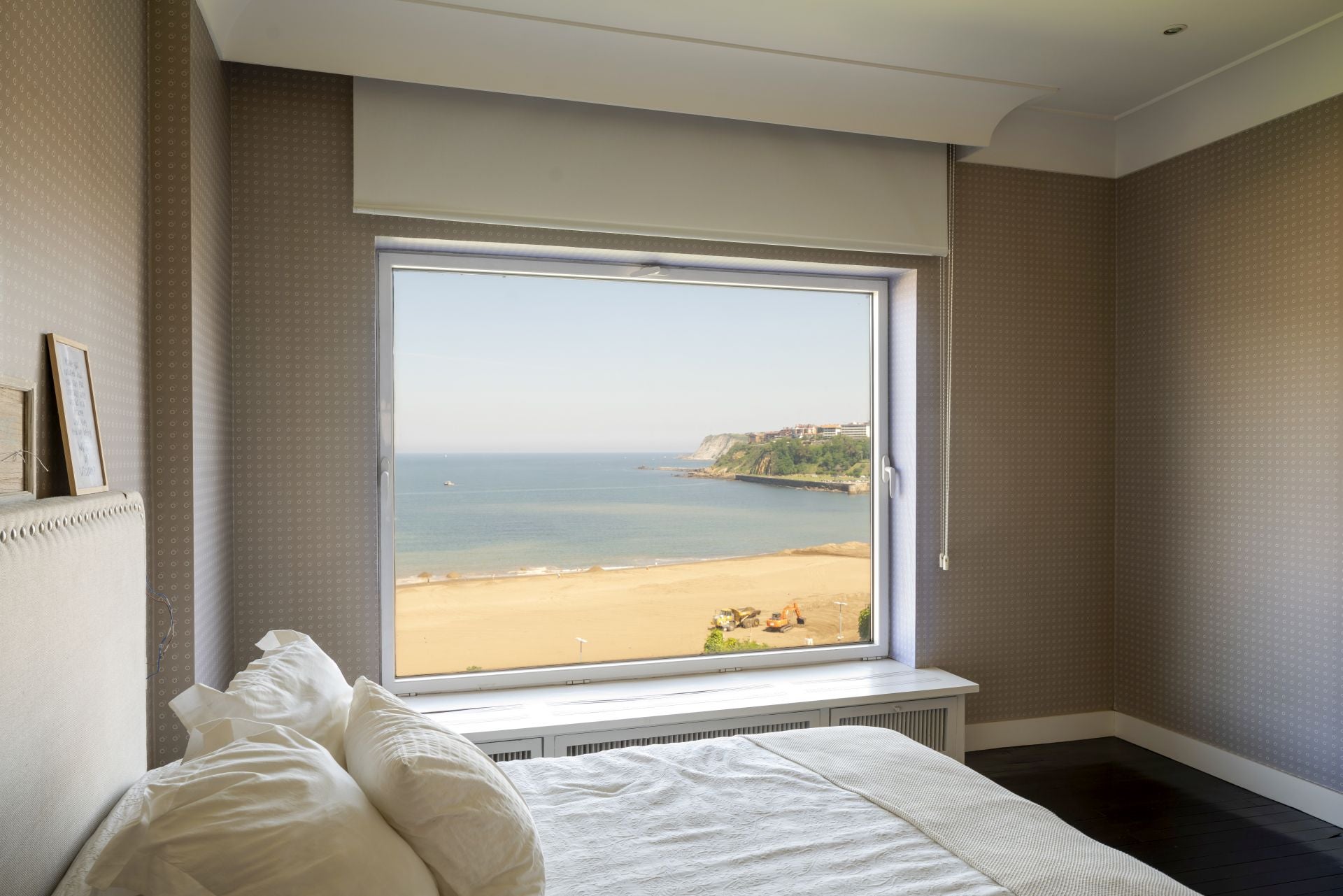 Espectacular dúplex sobre la playa de Ereaga