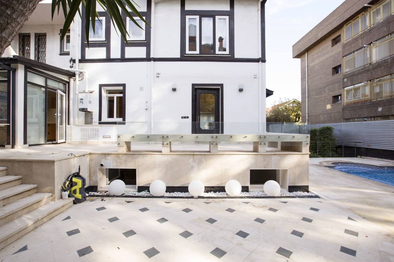 Dúplex con piscina climatizada en el corazón de Neguri