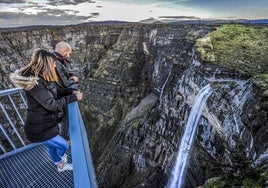 El Salto del Nervión visto desde el mirador.
