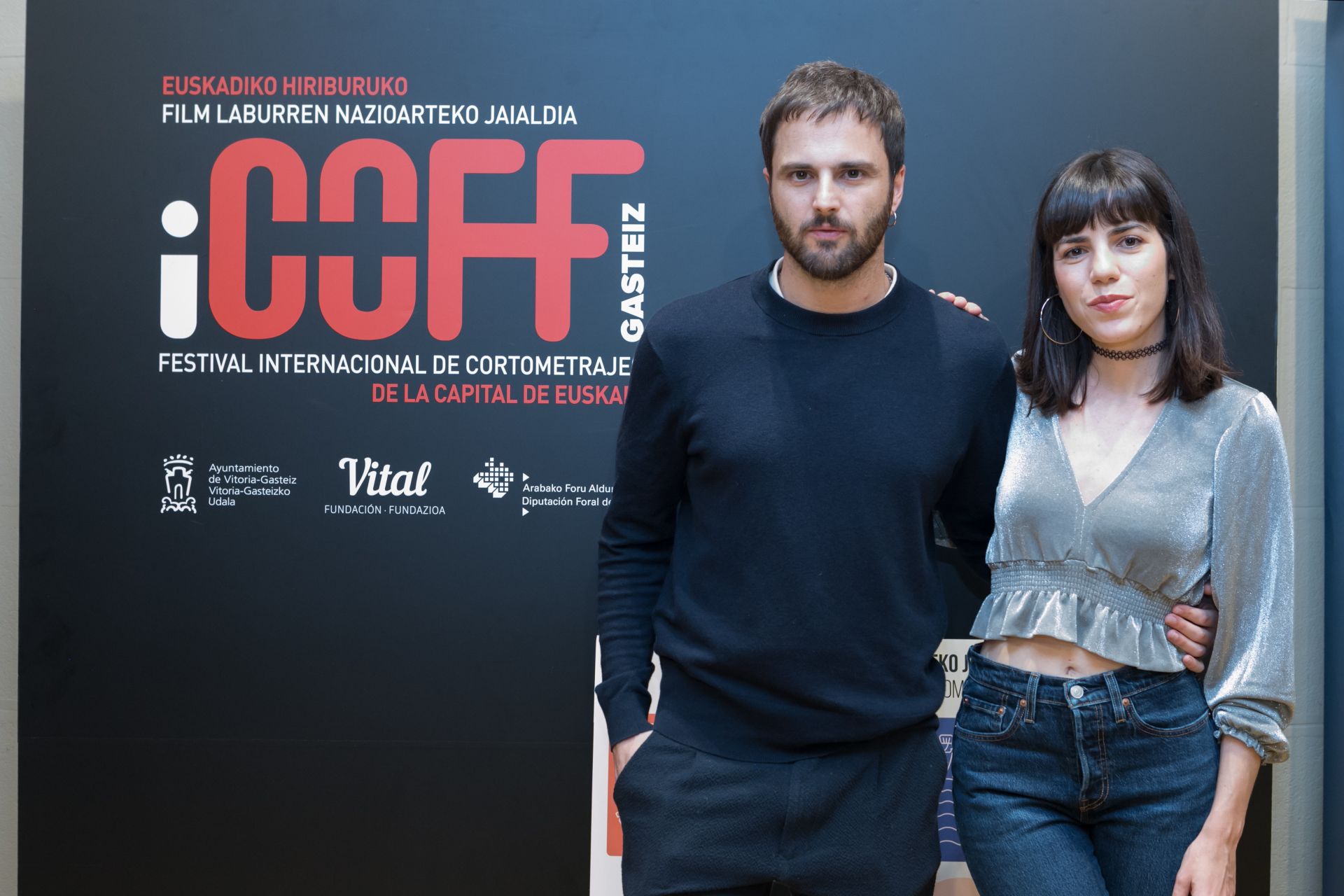 Mikel Bustamante y María Algora.