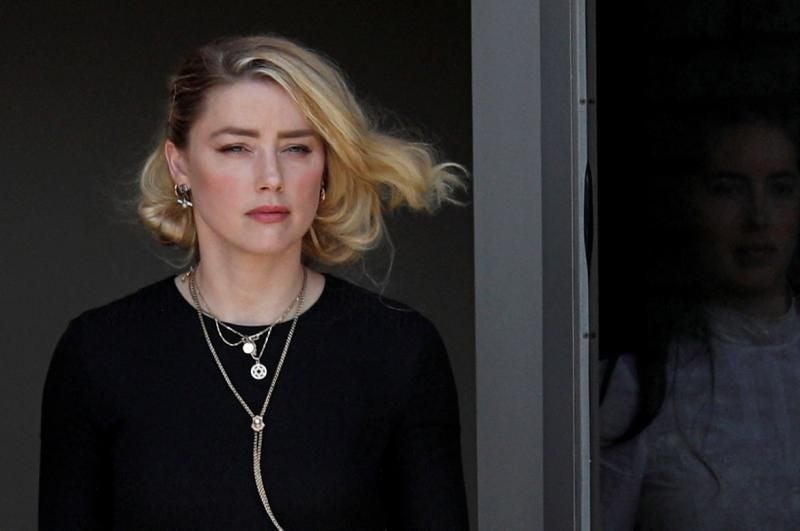 La actriz Amber Heard anuncia que ha sido madre de gemelos en España