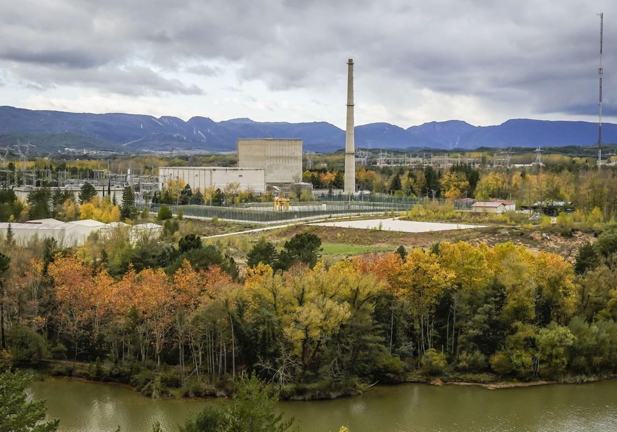 Garoña recibe otro contenedor un año después y ya puede volver a vaciar el reactor