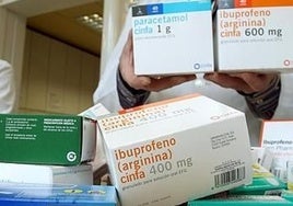 Un médico de urgencias advierte dónde no se deben guardar el paracetamol y el ibuprofeno: «Pueden perder su eficacia»