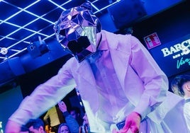 Velvet, la nueva discoteca de Bilbao, llena a reventar en su estreno