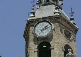El reloj de la torre de San Miguel necesita arreglos de calado