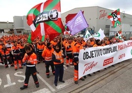 Concentración de los trabajadores de Talgo.