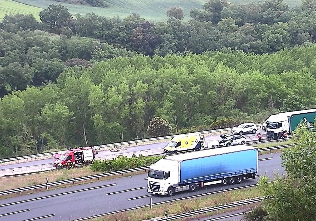 El accidente ha ocurrido en la A-1, en Armiñón.