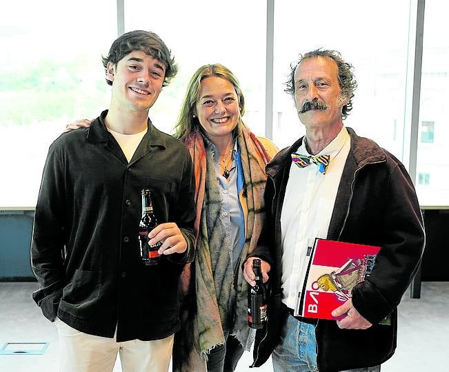 Eduardo Velasco, Miren Arana y Gontzal Azkoitia.