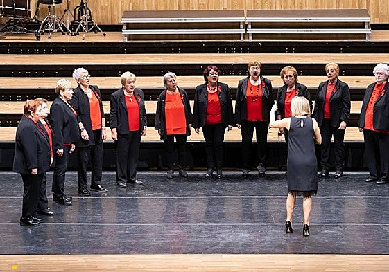 Cinco coros de mujeres pasarán por la Filarmónica este sábado.