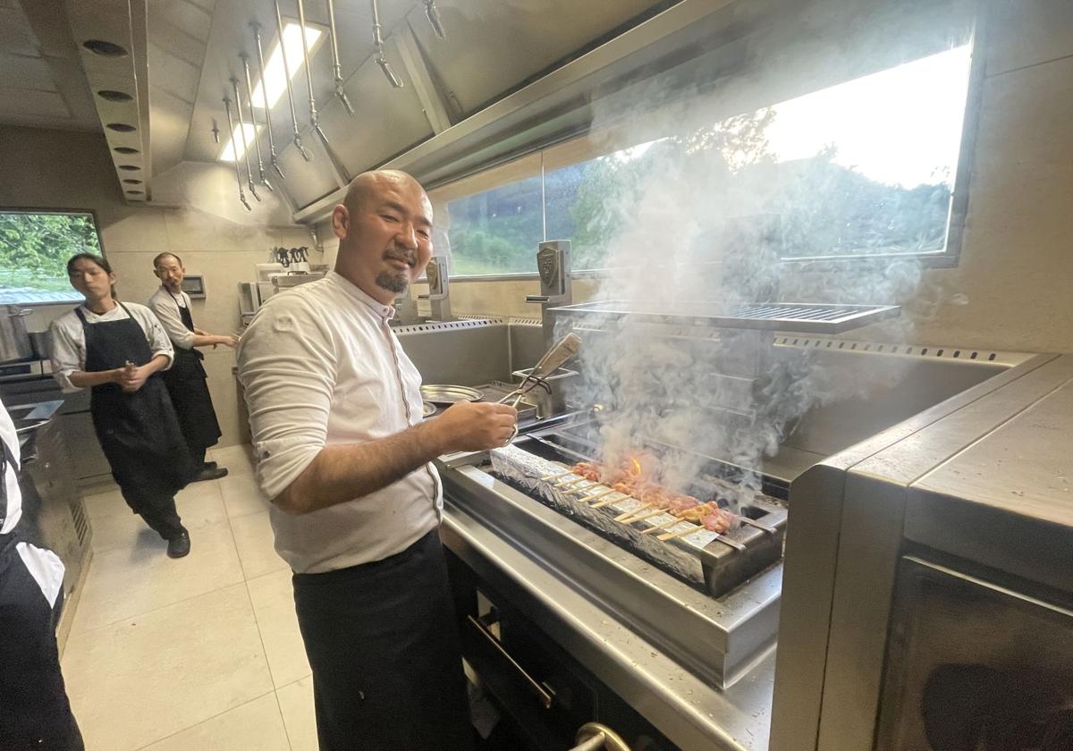 Tetsuro abre Txispa los 'findes' a la gozadera del Yakitxori
