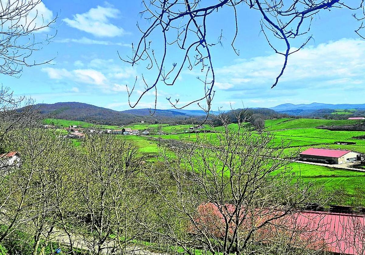 En algunos tramos da la sensación de andar por una campiña francesa.