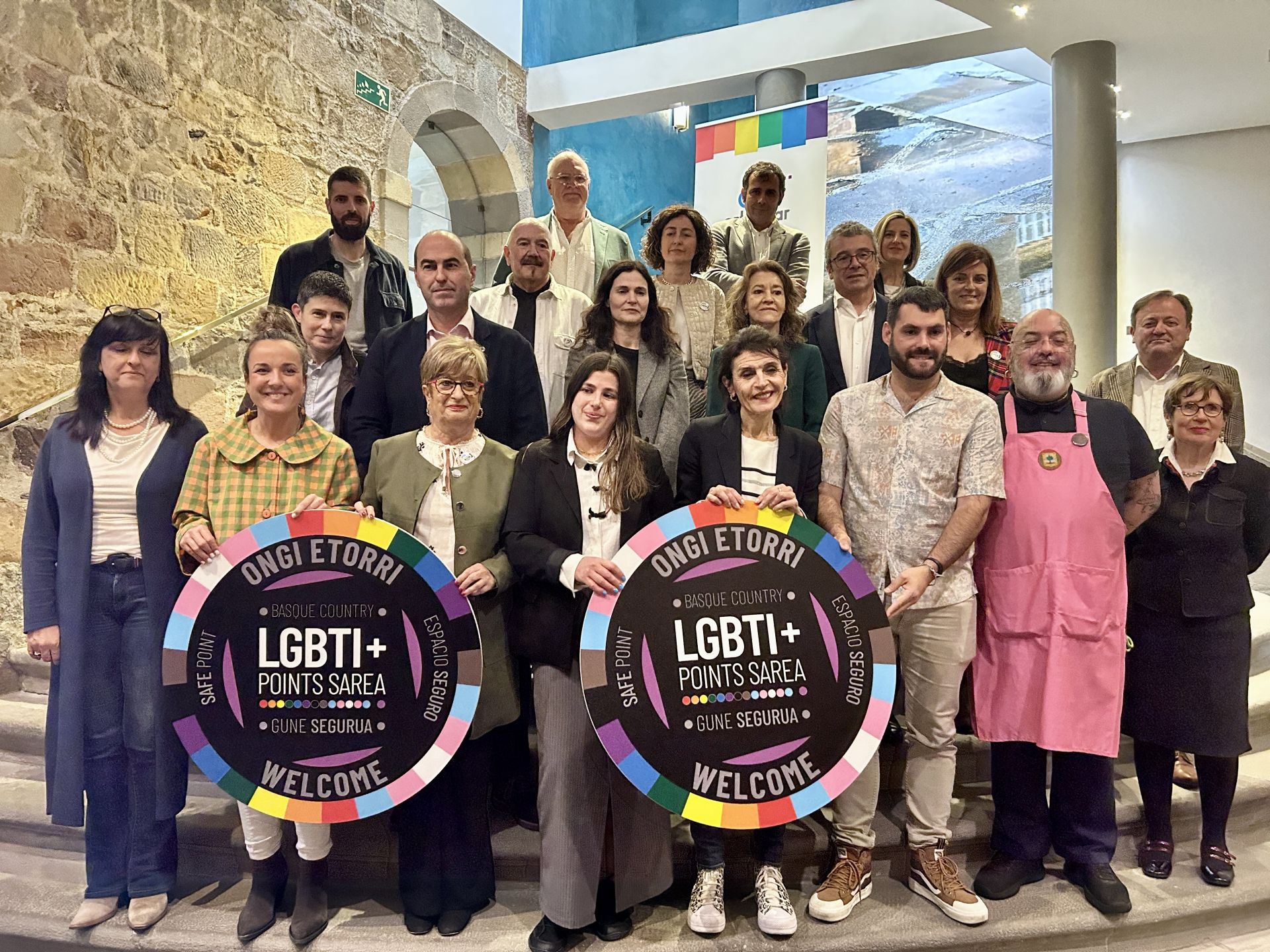 Más de 450 espacios en Euskadi se suman a la red de puntos seguros LGBTI+ para prevenir agresiones