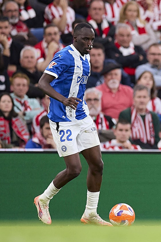 Diarra y Abqar, únicas bajas del Alavés para Valladolid