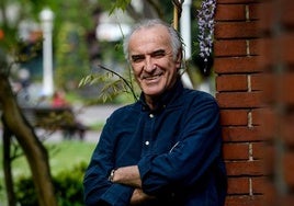 Gontzal Mendibil, en el parque de Doña Casilda.