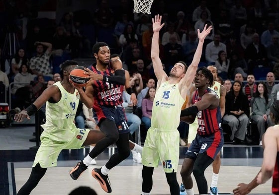 Forrest dio la victoria al Baskonia en el último segundo en el encuentro de Euroliga ante el Barça el pasado mes de enero.