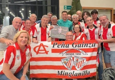 El emotivo homenaje de la peña de Minglanilla a De Marcos: «Eres una inspiración»