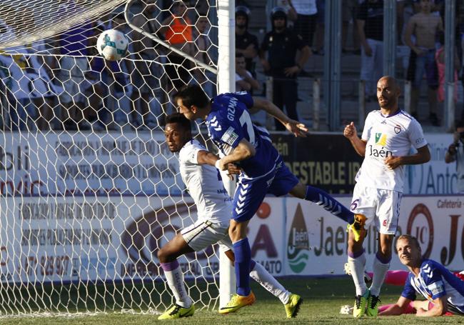 El gol de Guzmán que propició la salvación en Jaén