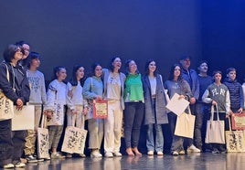 Alumnos de entre 11 y 17 años participaron en el concurso literario.