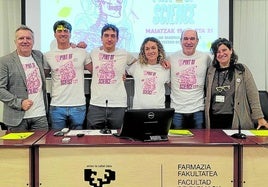 Aitor Buendía, Jon Luzuriaga, Asier Herrero, Edurne Rujas, Gontzal Mugaburu y Esti Sarrionandía.