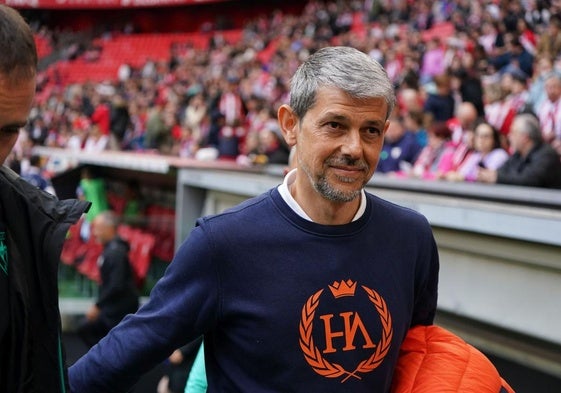 David Aznar, en un encuentro del Athletic femenino en San Mamés.