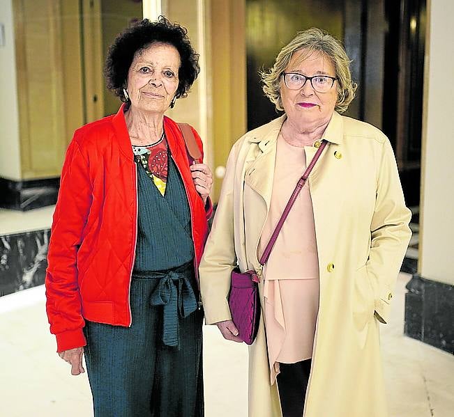 Maribel Prieto y Mercedes Núñez.