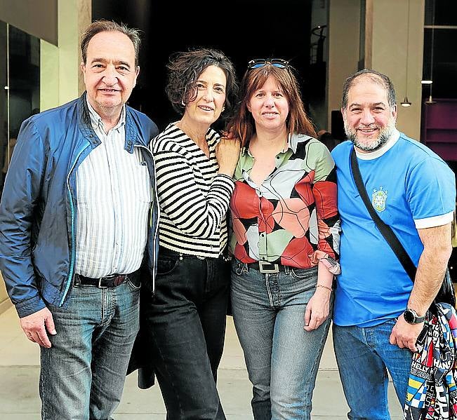 Rafael Gardeazabal, Lorea Bilbao, Janire Torvisco y Luis Arbiol.