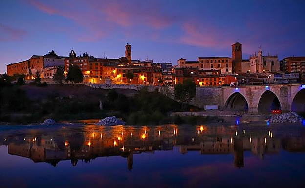 El río Duero a su paso por Tordesillas.