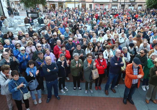 La movilización concluyó en la plaza de España tras la defensa de hospital comarcal.