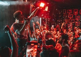 La banda Veintiuno ha denunciado la situación en la red social X.