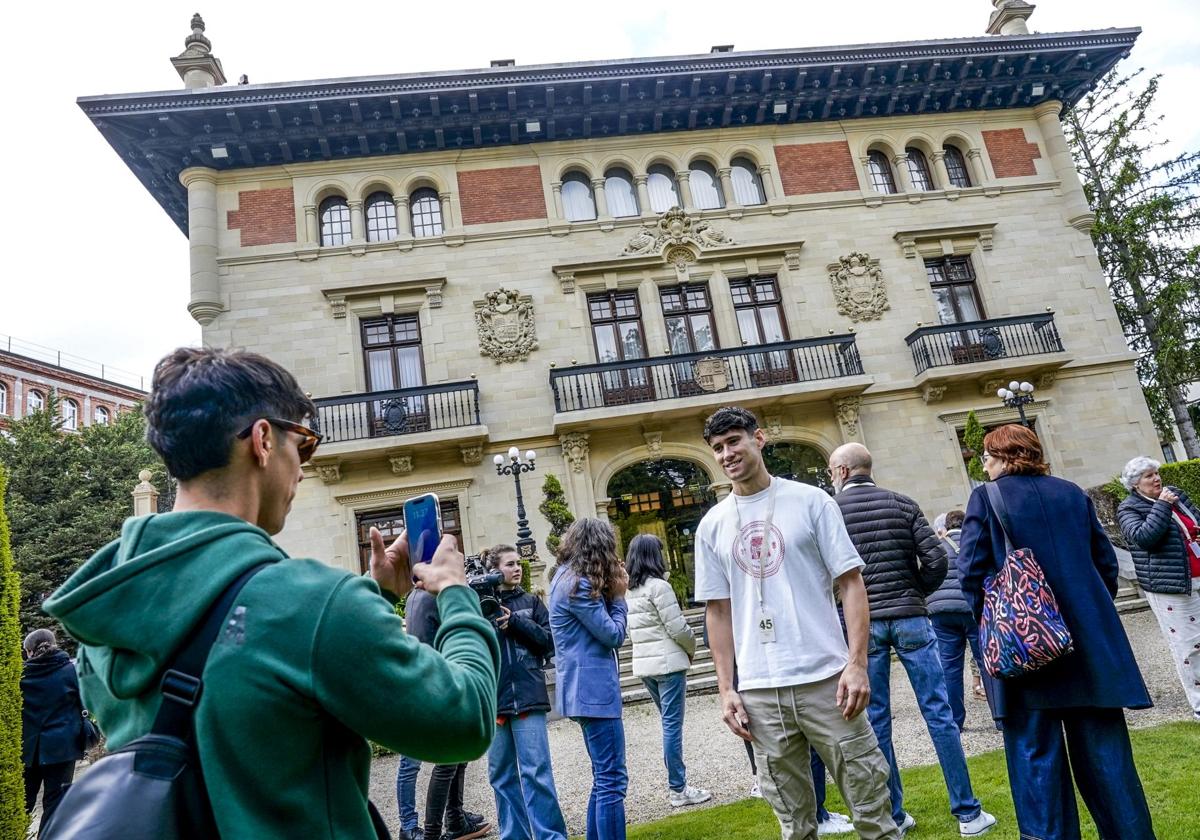 El 23-F en Ajuria Enea, la Clínica del 18 de Julio... Vitoria descubre los secretos de sus centros de poder