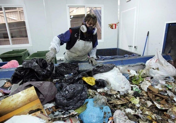 Trabajos en la planta de Júndiz.