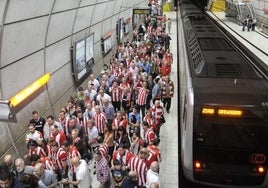 El metro alargará su servicio el domingo con motivo de la despedida de Óscar de Marcos