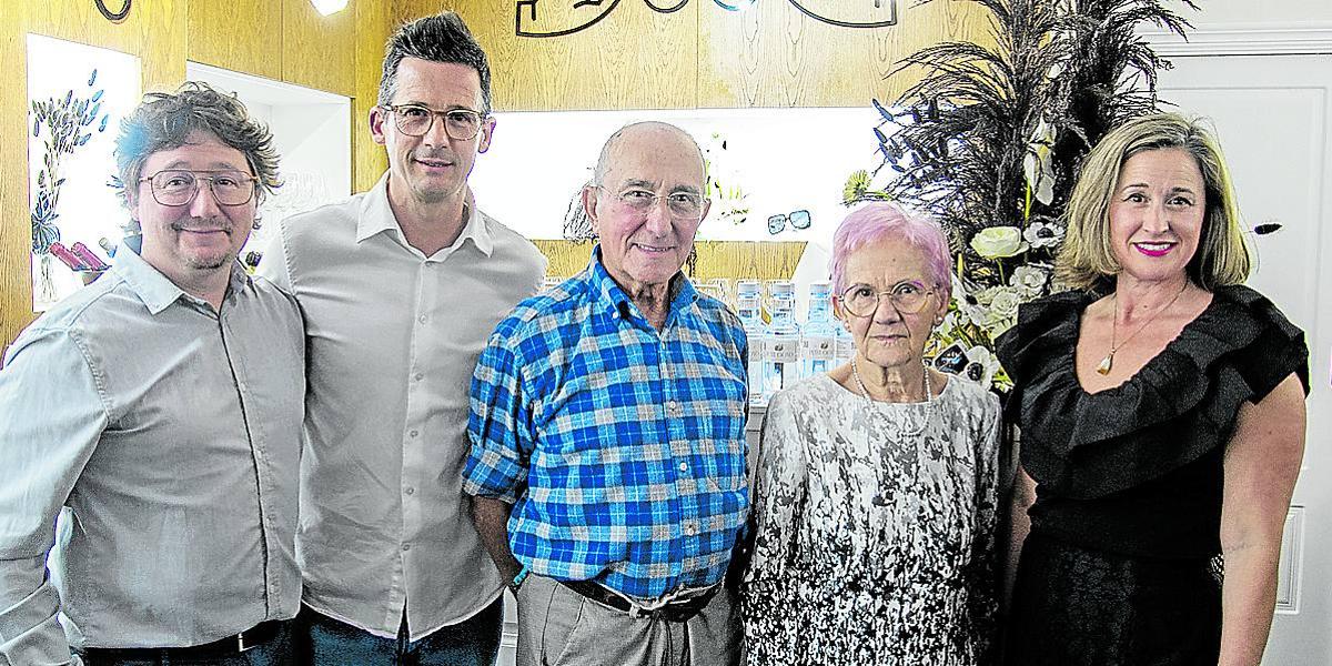 Iker Txarroalde, Ibon Txarroalde, Jesús María Gómez, María Jesús Gómez y Eider Txarroalde.
