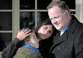 Crítica de 'Un buen padre' (2024): Ser cura o/y ser papá