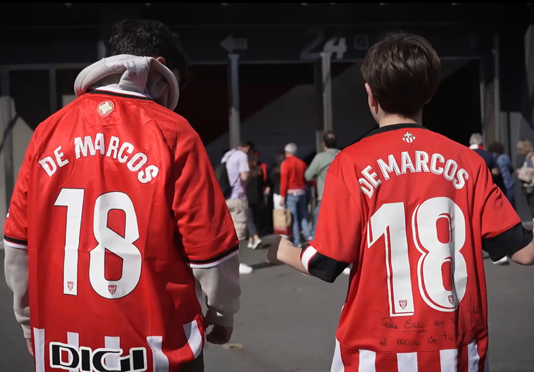 El emocionante vídeo con el que los excompañeros del Athletic han homenajeado a Óscar de Marcos