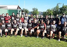 Plantilla del Gaztedi en el partido contra el Durango.