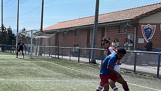 «Los políticos no hacen nada», denuncia el Otxarkoaga tras perder el ascenso bajo la sospecha del racismo