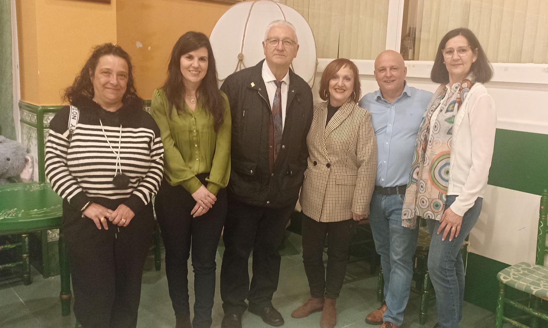 Vanessa Goicoechea, Edurne Parro, Iñaki Iglesias, Julia Liberal, Ángel Lamelas e Isabel Lopo.
