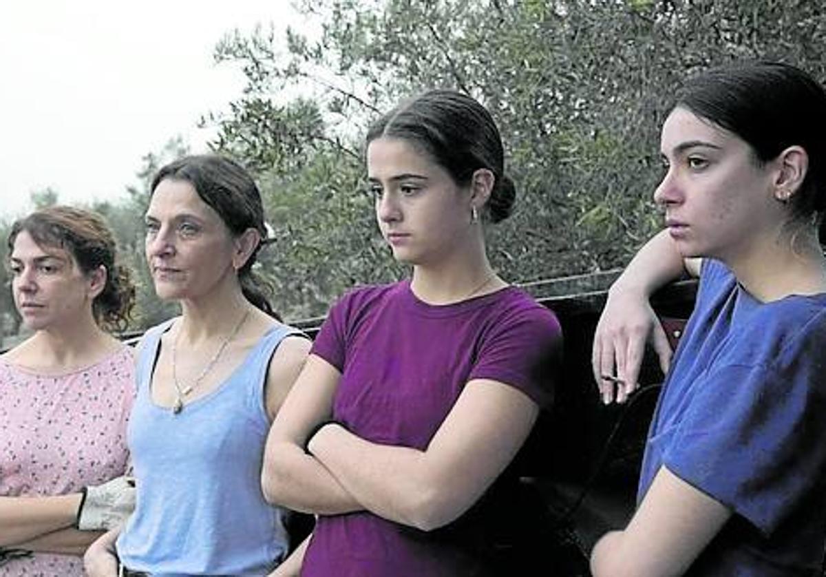 Crítica de 'Los Tortuga' (2024): La hija de la taxista viuda