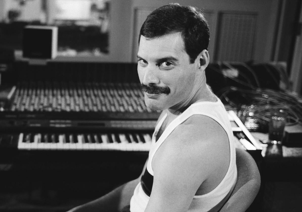 Freddie Mercury tuvo una hija secreta, según una biografía que se publicará en septiembre
