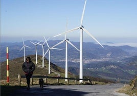 Euskadiko parke eoliko bat.