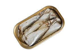 Por qué comer una lata de sardinas es tan saludable: baja el colesterol, potencia la memoria...