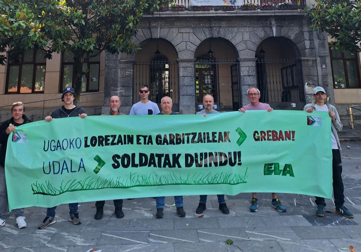 Los trabajadores también solicitan garantizar el contrato de relevo y llegar a un acuerdo de vacantes.