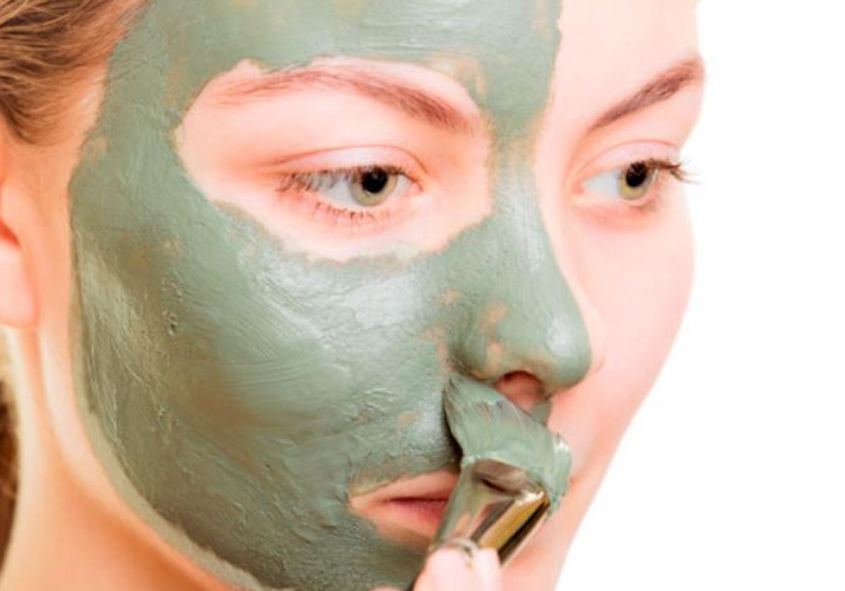 La OCU advierte sobre las mascarillas de arcilla que están a la venta: «Contienen arsénico, plomo, antimonio...»