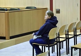 La acusada, en la sala de vistas de la Sección Octava de la Audiencia Provincial.