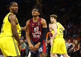 Moneke, en el partido ante el Fenerbahce.
