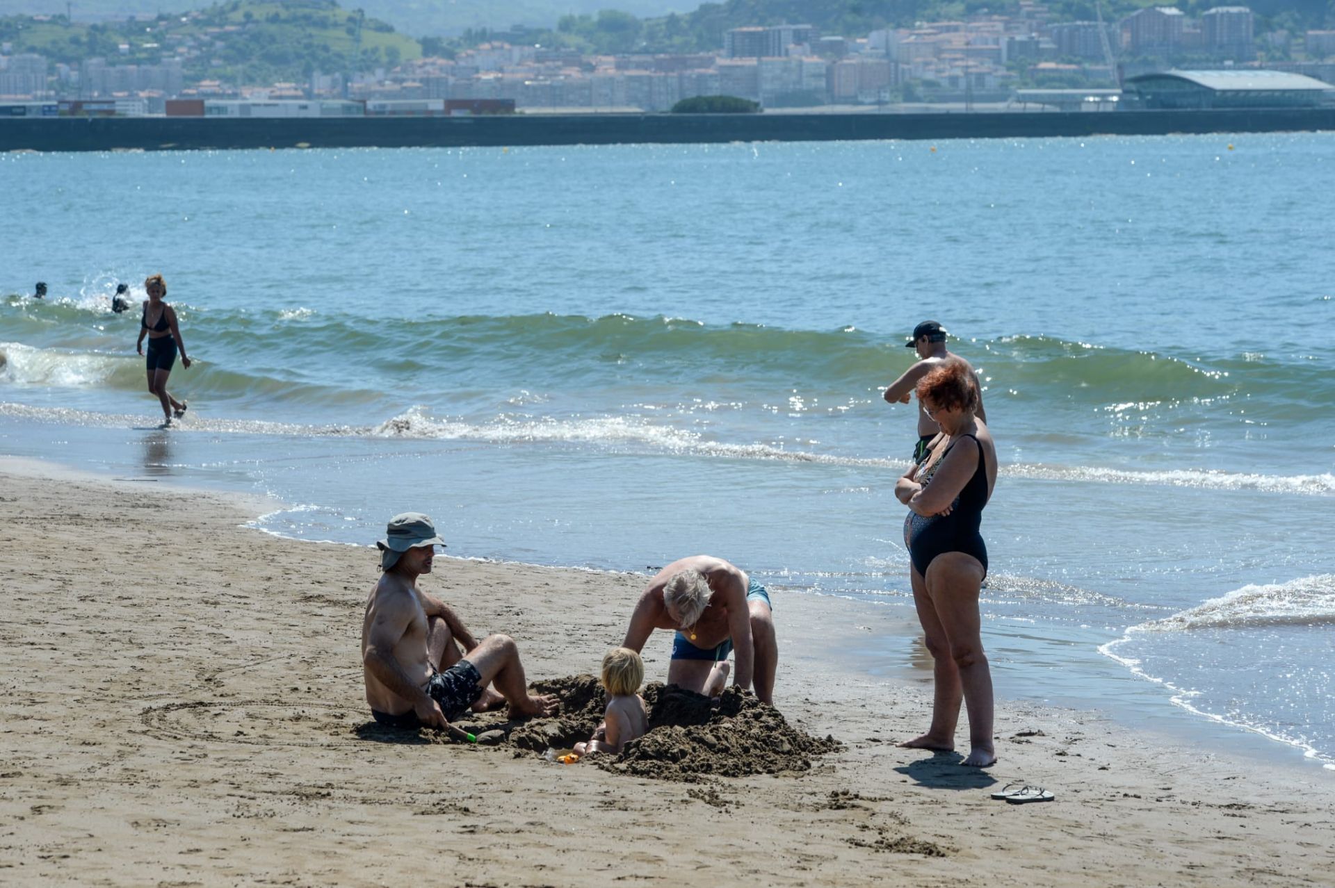 Las imágenes de una jornada veraniega en Bizkaia
