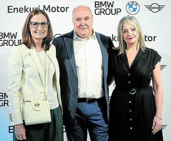 Piedad Lázaro, Eneko Gómez y Lorena Corral de la Hera.