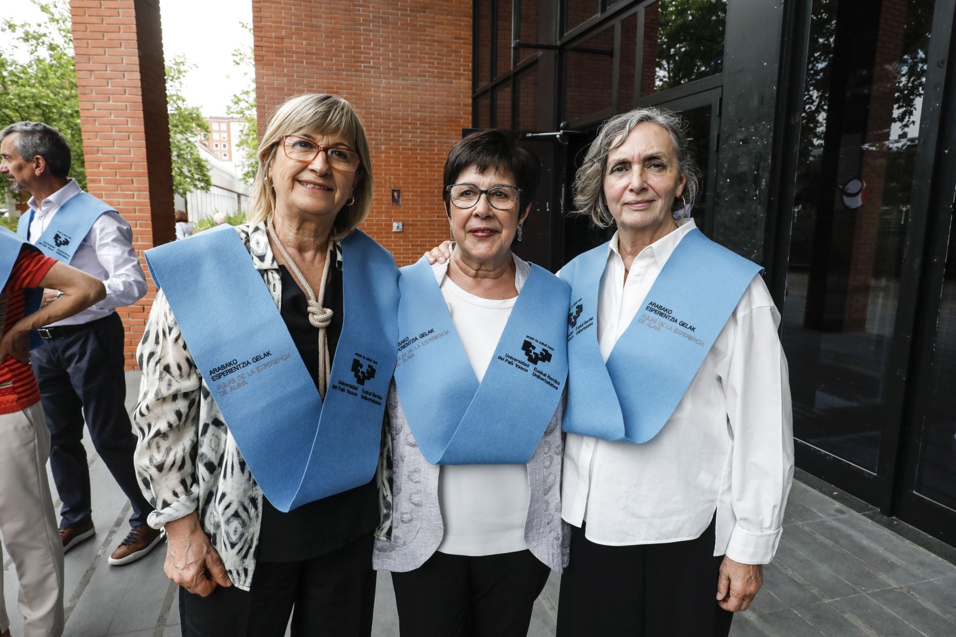 Rosa María de Esteban Chocarro, María Victoria Martínez de Albéniz y María Teresa Loinaz Egiburu.